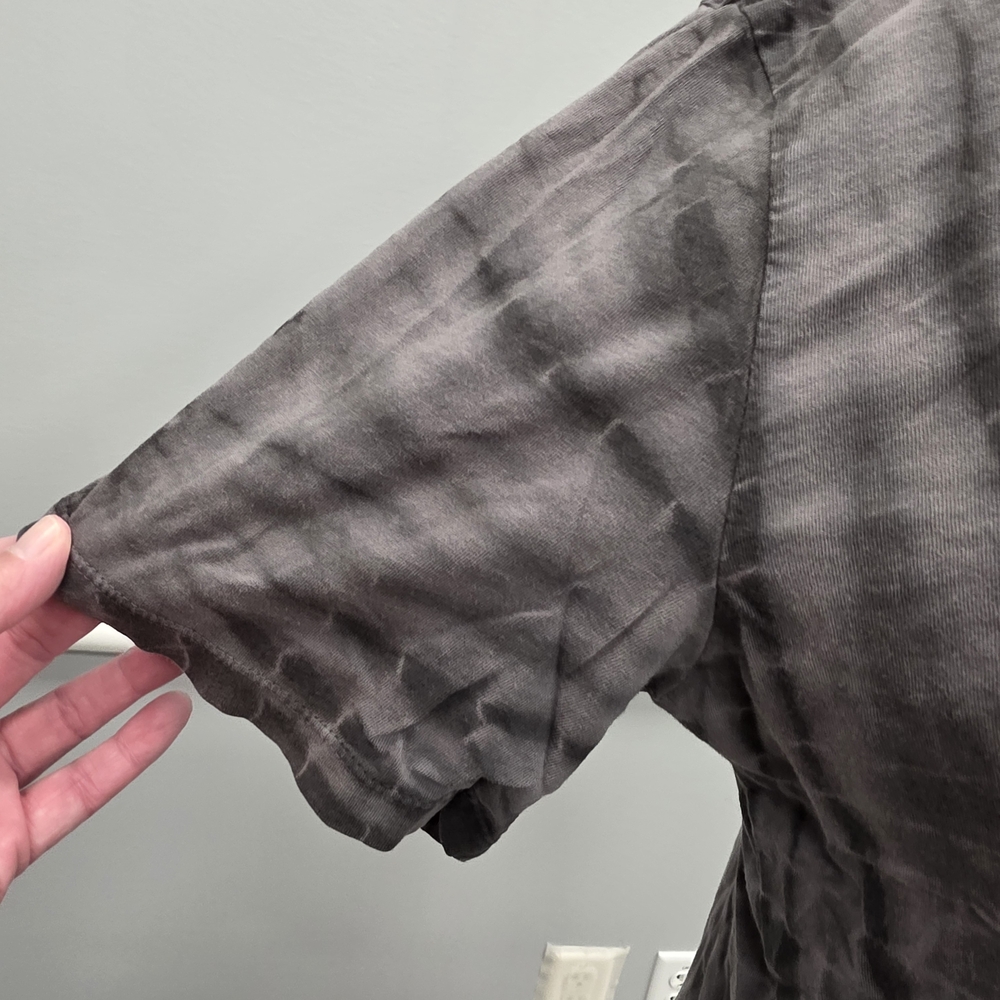 Men's Gray Tie-Dye Short Sleeve Tee - Picture 6 of 9